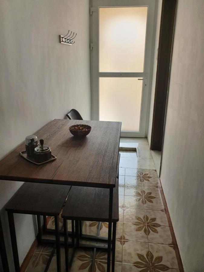 Callisto Room 2 埃尔莫波利斯 外观 照片