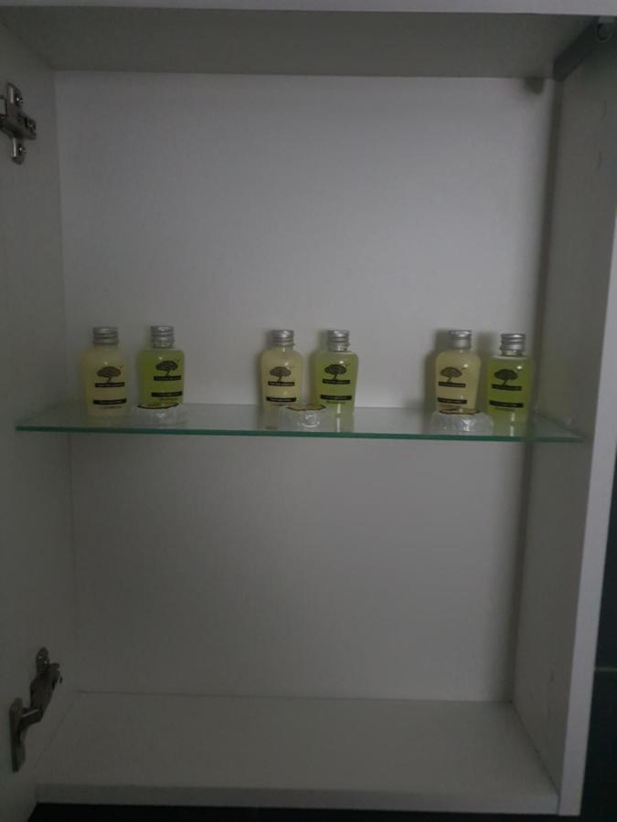 Callisto Room 2 埃尔莫波利斯 外观 照片