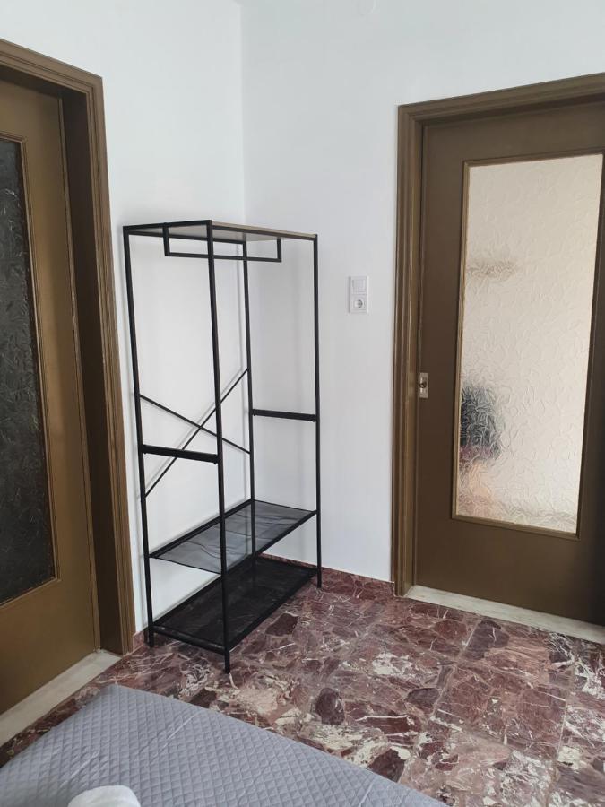 Callisto Room 2 埃尔莫波利斯 外观 照片