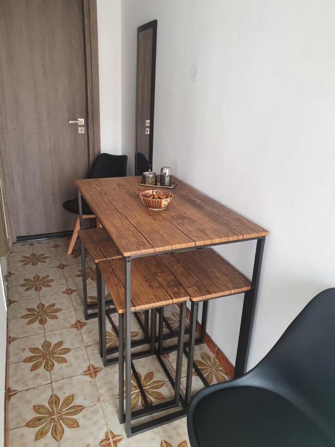 Callisto Room 2 埃尔莫波利斯 外观 照片